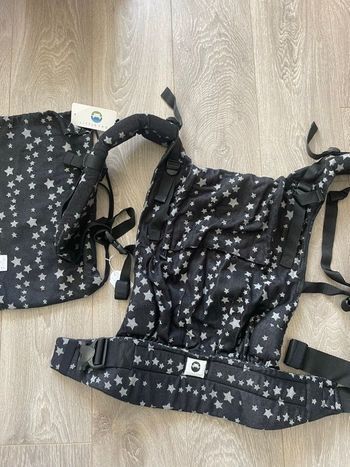 Portage préformé prefo de la marque Little Frog  Coloris Night Sky taille Toddler jamais porté