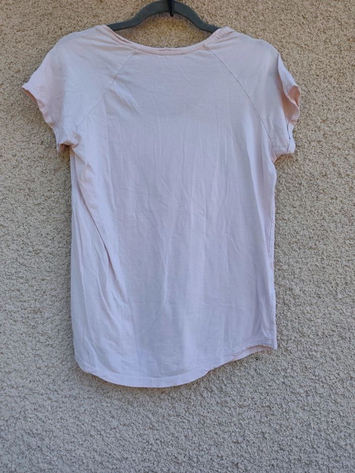 T-shirt rose - photo numéro 2