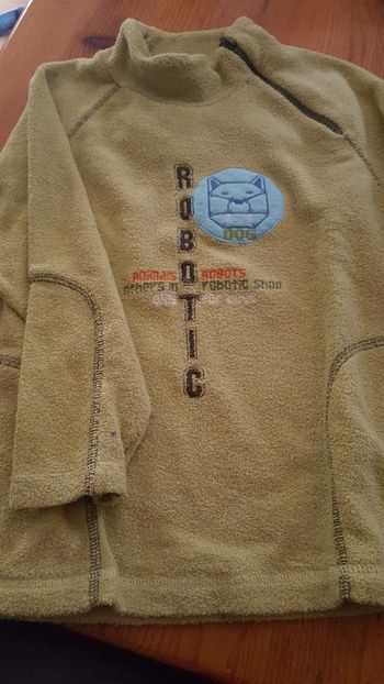 Pull polaire vert baudet 8 ans