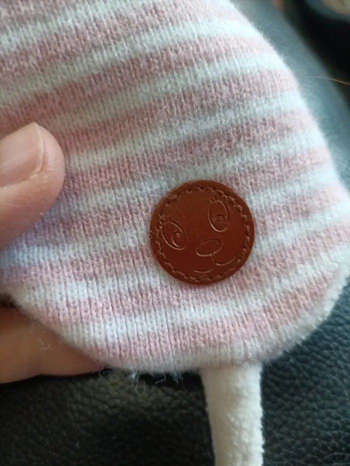 Bonnet avec attache scratch - photo numéro 4