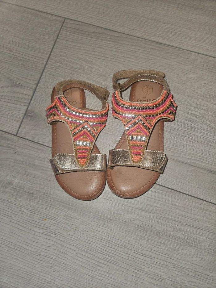 Nu pied