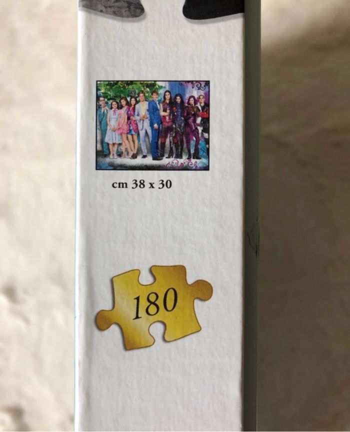 Puzzle 180 pièces - Descendants Disney - photo numéro 4