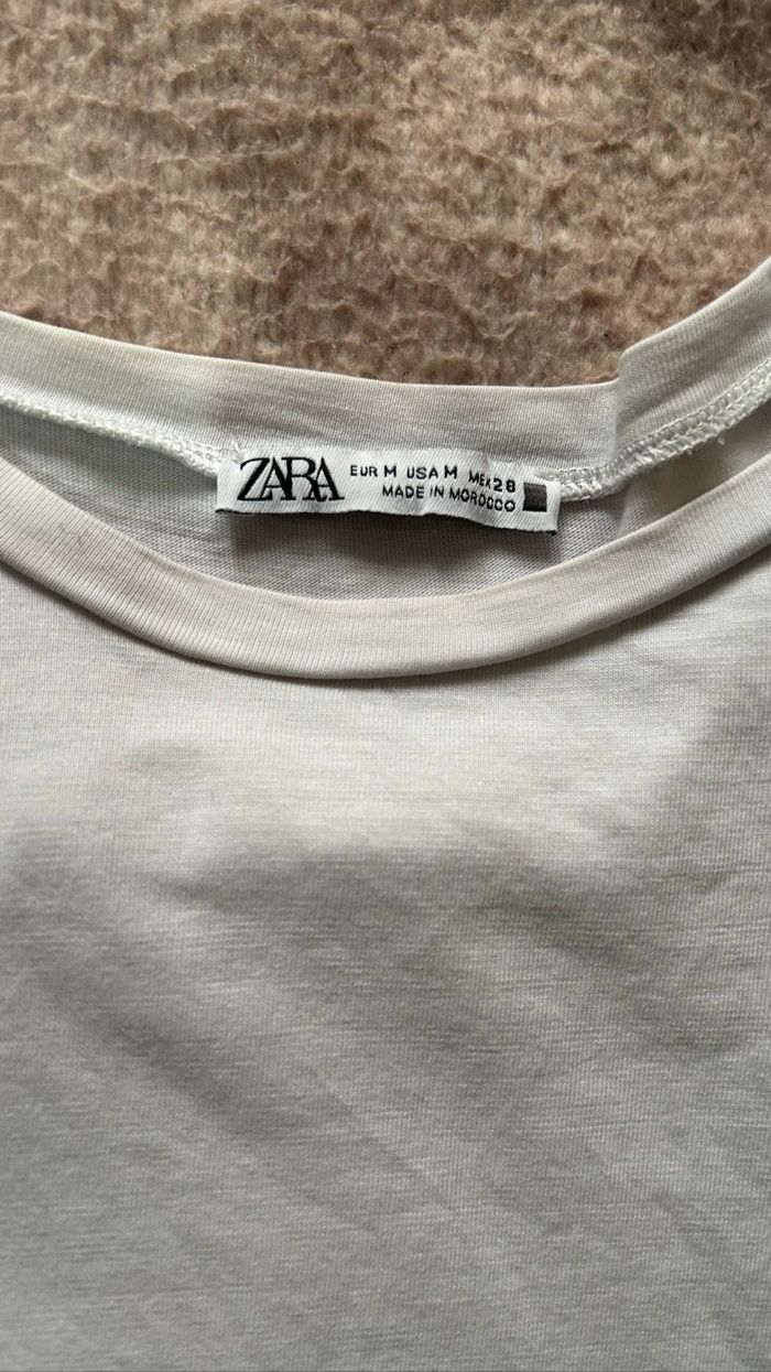 t-shirt sans manches avec détails a paillettes - photo numéro 3