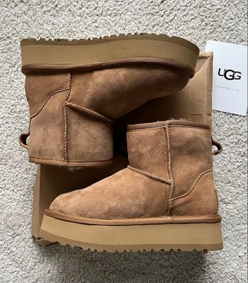 Bottines UGG Classic Mini Platform - Taille 38 - Neuves