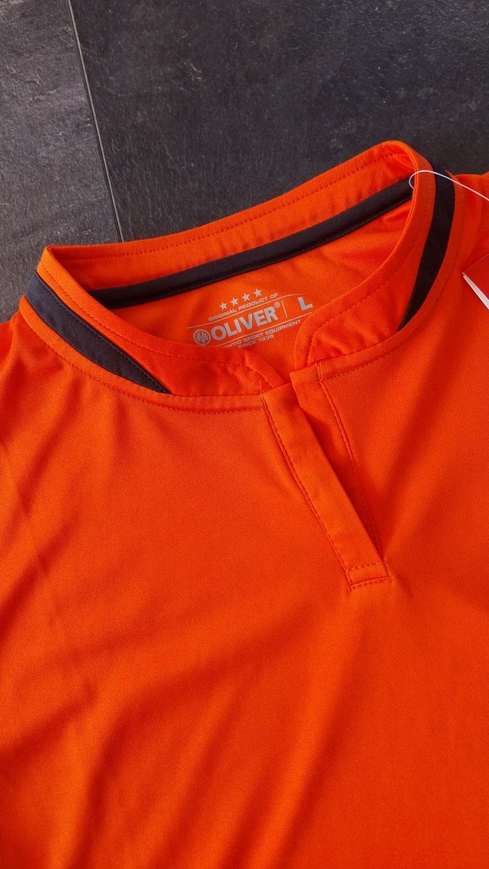 Teeshirt sport badminton 🏸  marque Oliver - photo numéro 5