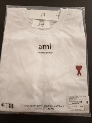T-shirt ami paris.