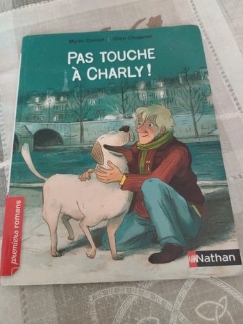 Livre : Pas touche à Charly !