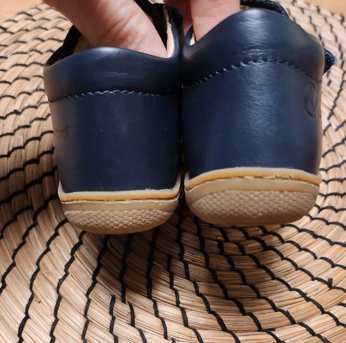 Chaussures cuir Naturino pointure 18 - photo numéro 3