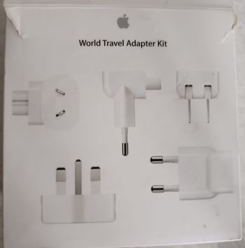 Kit adaptateur de voyage Apple World MD837ZM/A Neuf et Complet