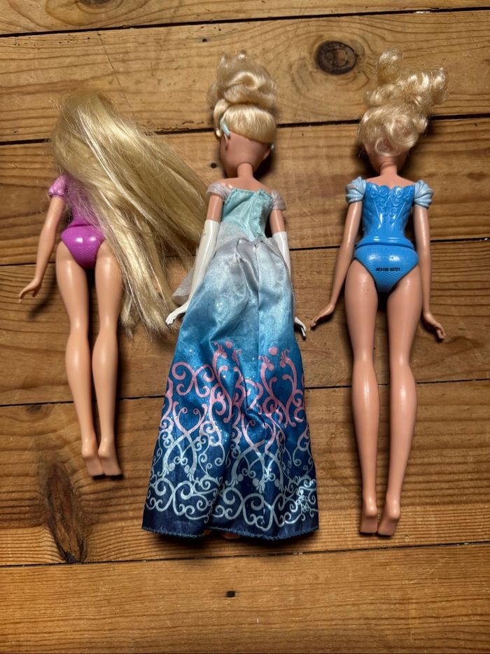 Lot de 3 barbies Disney - photo numéro 5