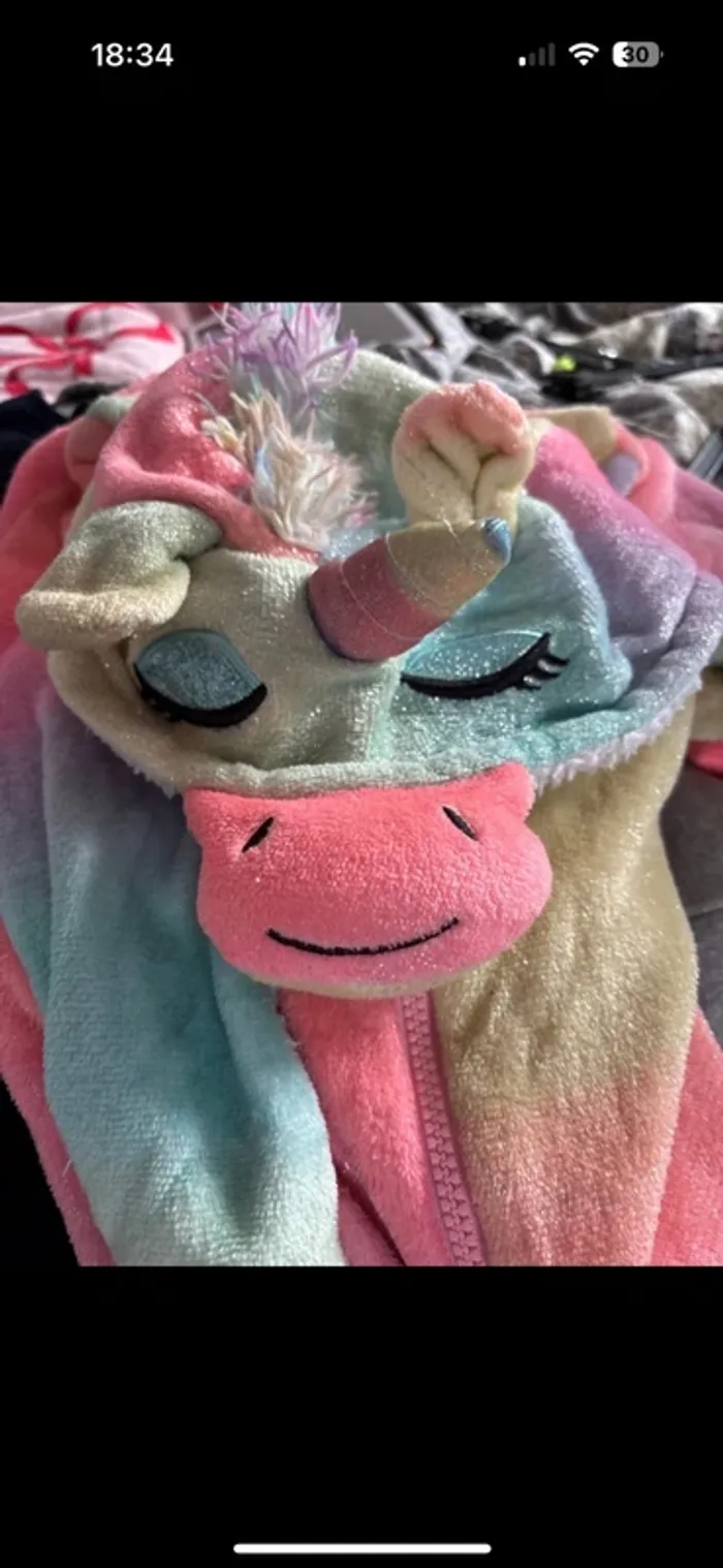 Combinaison licorne 7/8 ans - photo numéro 2