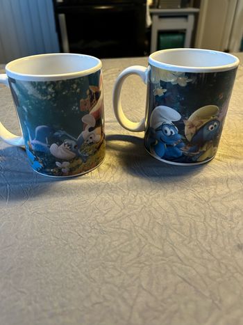 Lot de 2 mugs Stroumpfs
