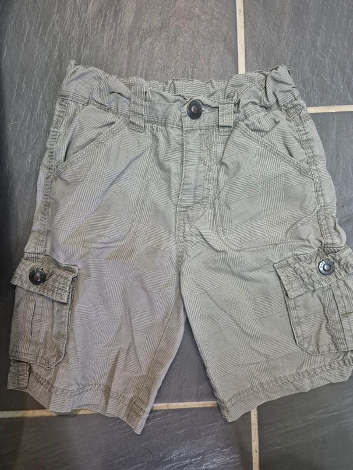 Short gris