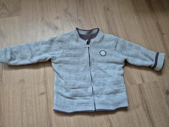 Pull reversible Obaidi 23 mois