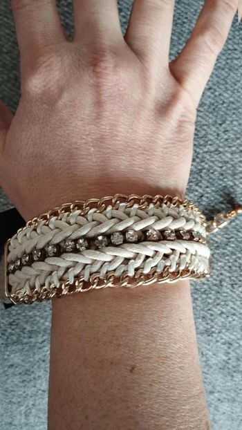 Bracelet beige doré