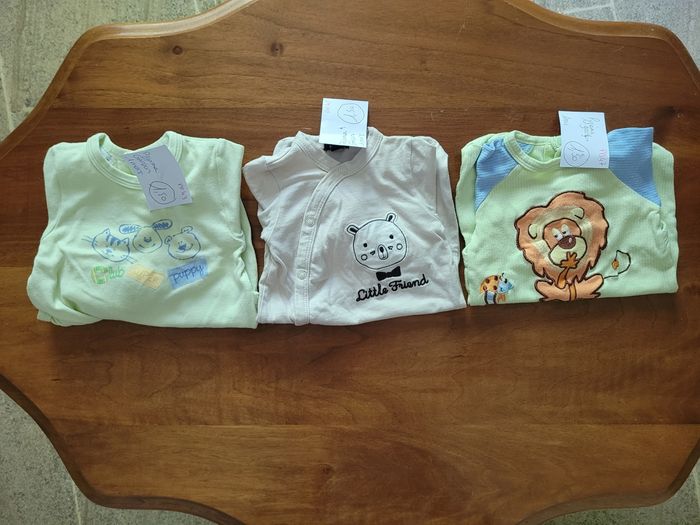Lot de pyjamas en coton 1 mois - photo numéro 2