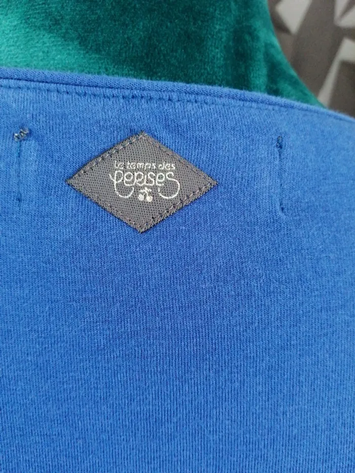 Tee-shirt bleu électrique imprimé cerises dans le dos / le temps des cerises / (XS) - photo numéro 4