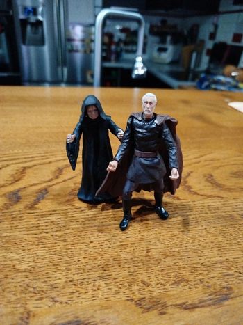 Lot de deux personnages star wars