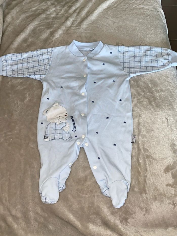 Pyjama en taille 1-3 mois