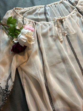 Blouse blancheporte femme avec son débardeur