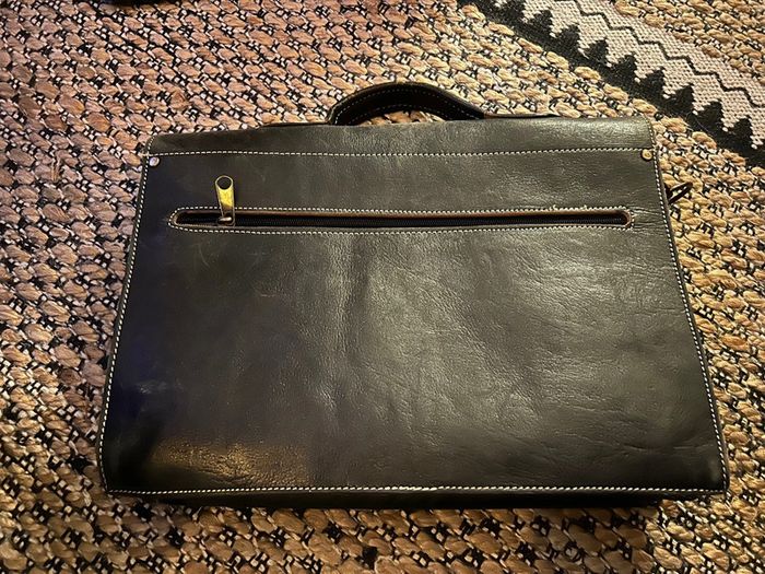 Cartable en cuir noir - photo numéro 5