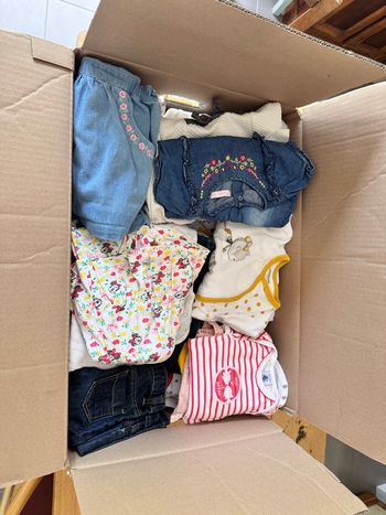 Lot revendeur vêtement bébé fille - envions 60 pièces