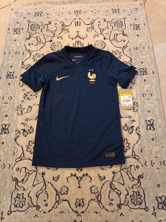 Maillot de foot Nike équipe de France taille 7/8 ans authentique neuf