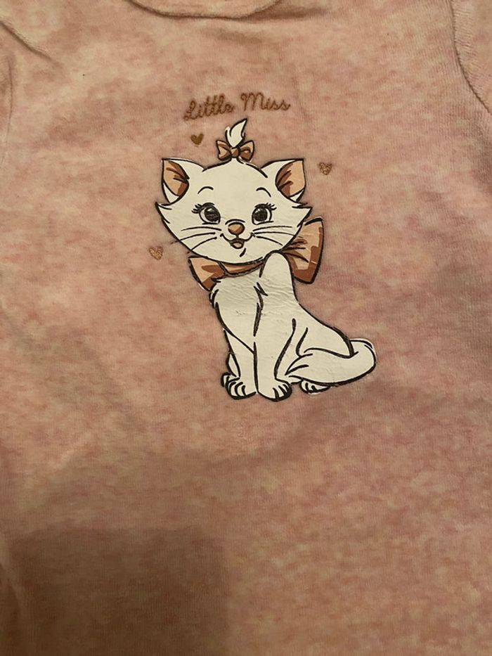 Pyjama velours Marie, taille 3 mois, Disney. - photo numéro 3