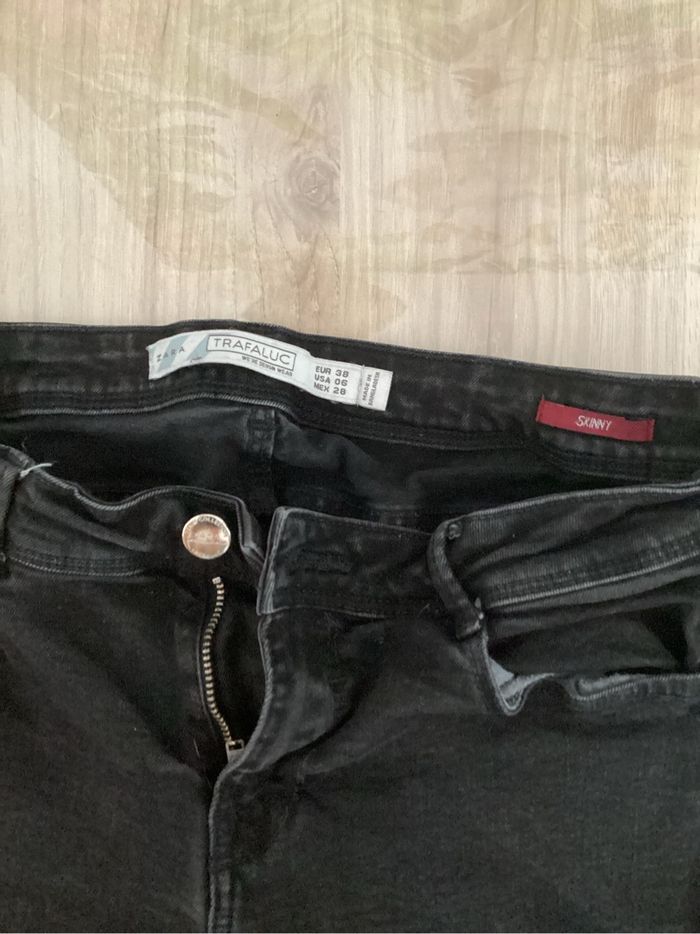 Pantalon à trou - photo numéro 3