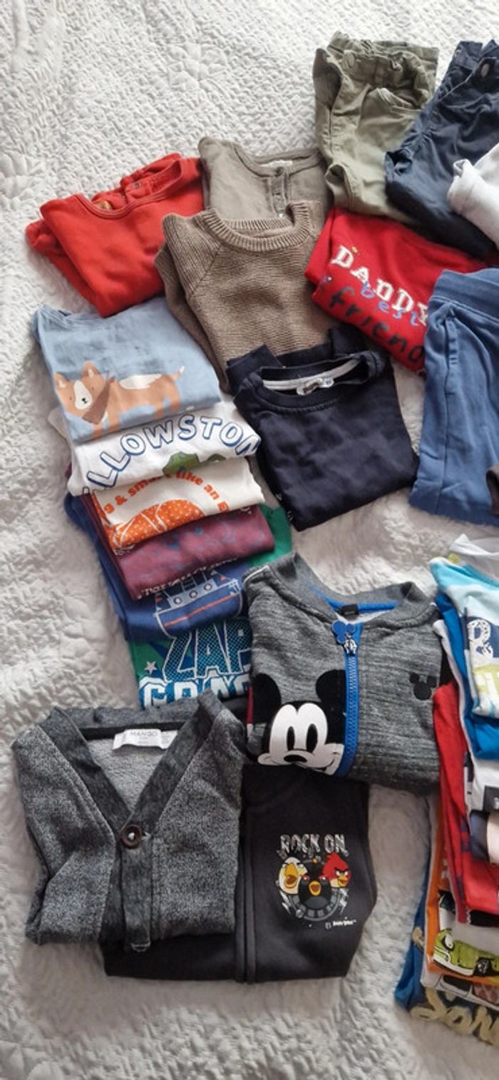 Lot 35 vêtements garçon 2 et 3 ans - photo numéro 3