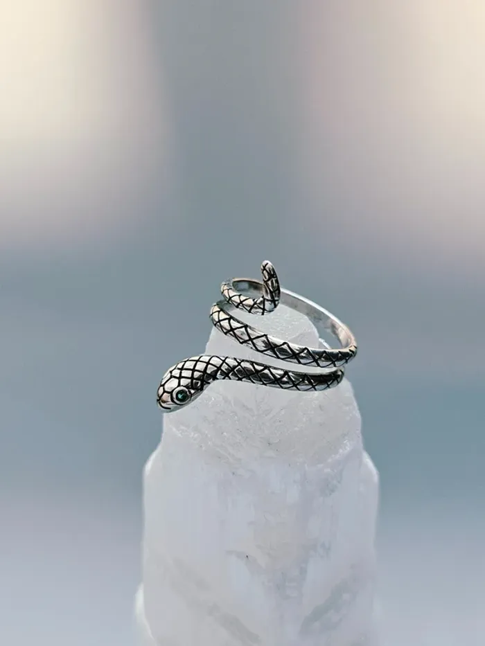 Bague acier inoxydable serpent enroulé yeux verts ajustable - photo numéro 2