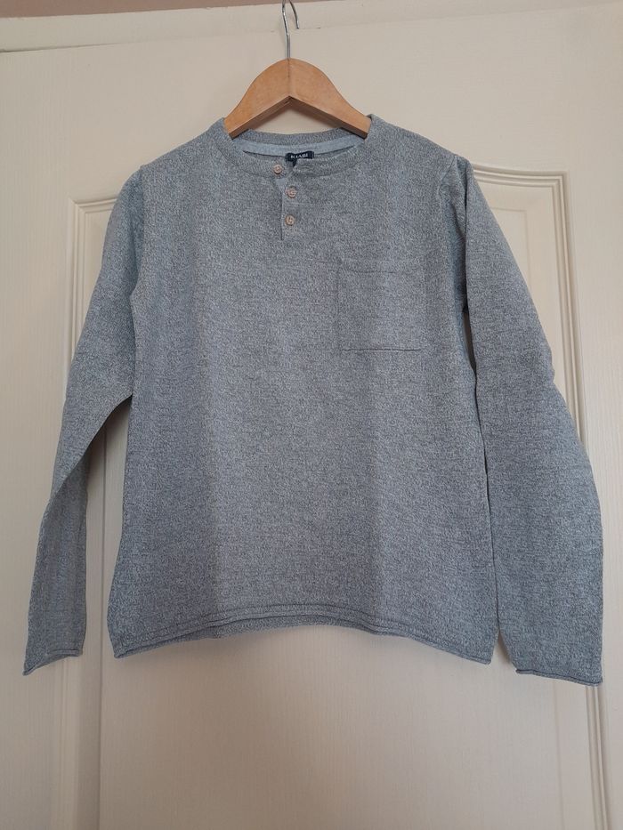 Pull garçon taille 8ans