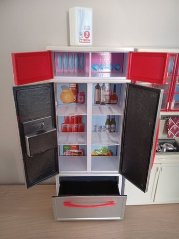 Meubles de cuisine pour barbie