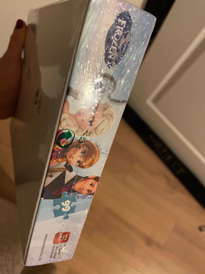 Puzzle reine des neiges 99 pièces - photo numéro 2