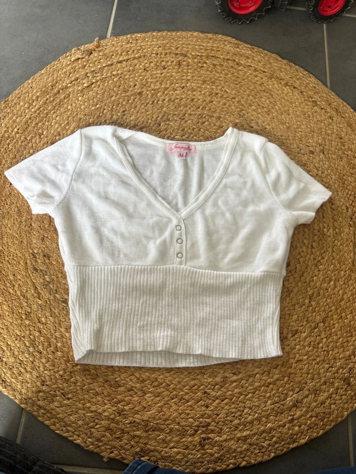 Croc top