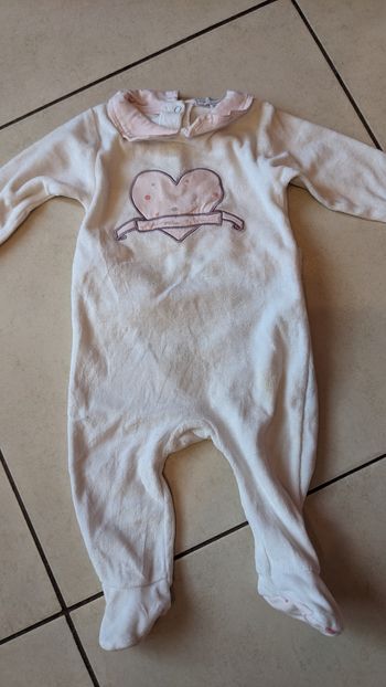 Pyjama 1 pièce fille 9 mois