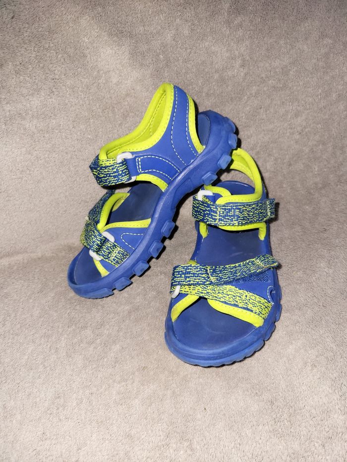 Chaussures sandales garçon 25