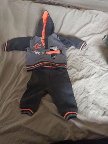 Ensemble pantalon pull 3 mois