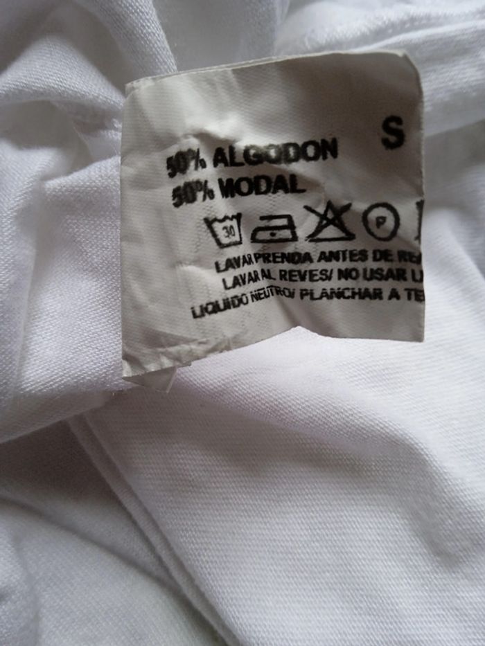 Tee-shirt . Marque system action. - photo numéro 5