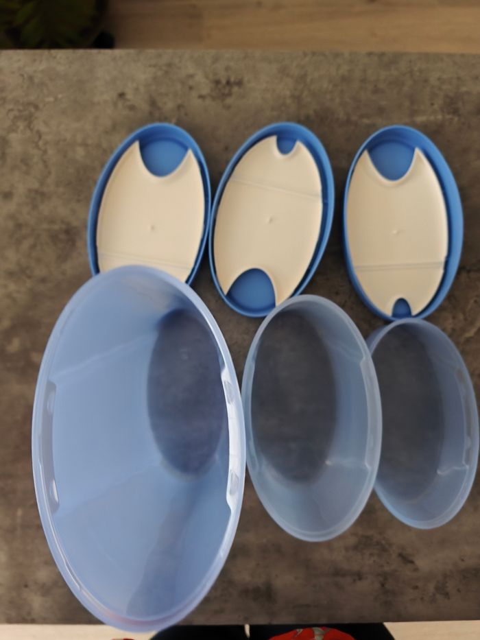 Lot de trois tupperware - photo numéro 2