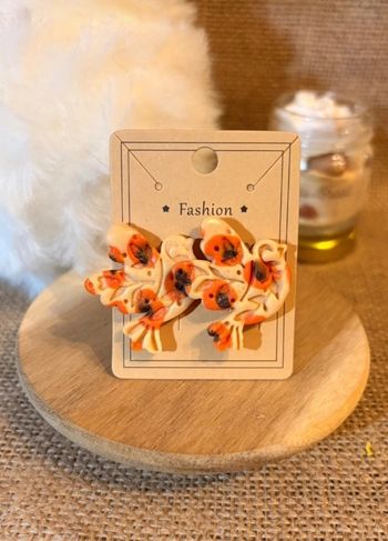 Puce d'oreille oiseaux 