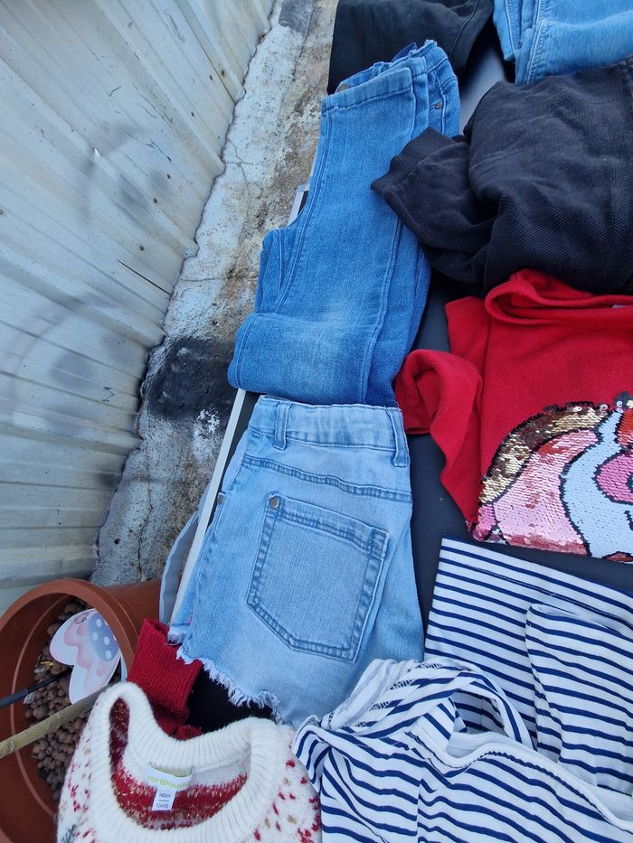 Lot vêtements 10ans fille N 12 - photo numéro 4