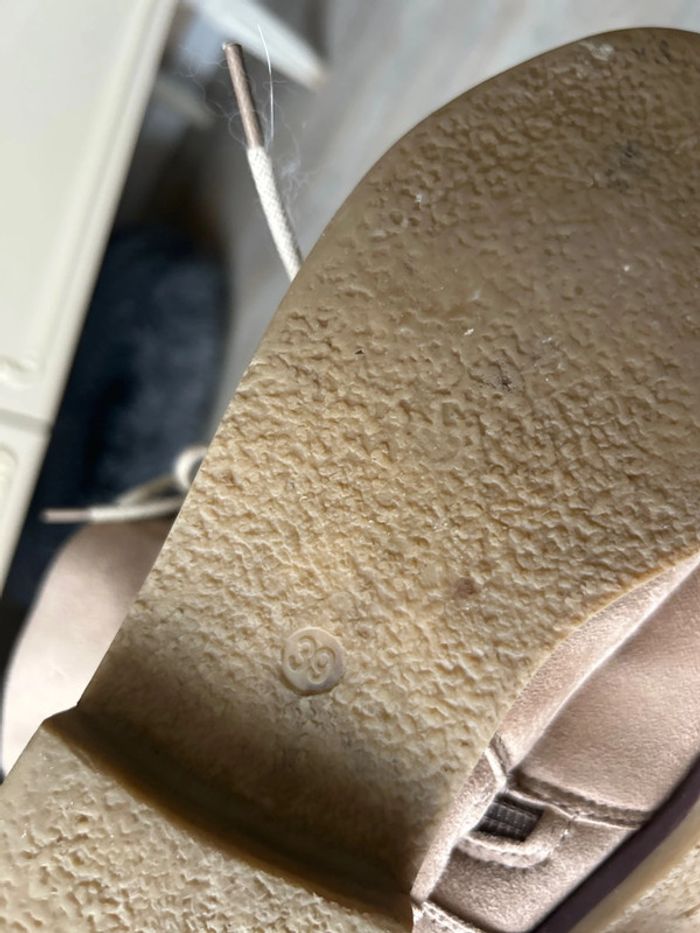 Bottines beiges Kiabi taille 39 - photo numéro 6