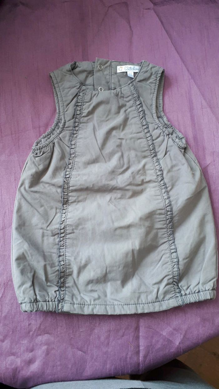 *Robe sans manche effet matelassé