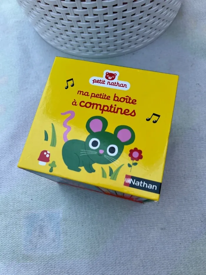 Lot de livres Ma Petite Boîte à Comptines - photo numéro 2