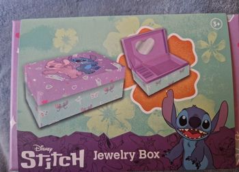 Boîte à bijoux Stitch