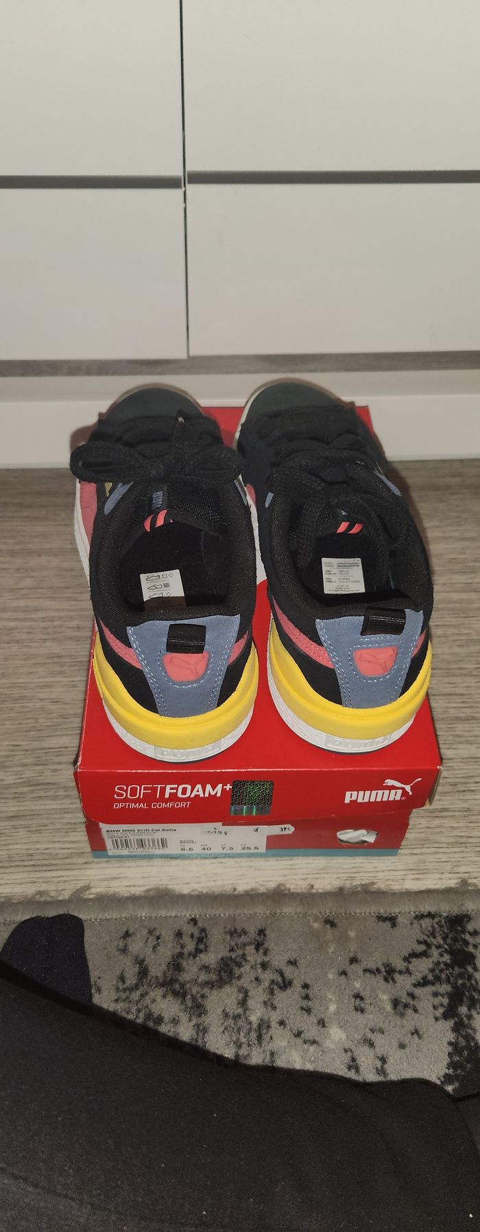 Baskets femme Puma pointure 39 - photo numéro 3