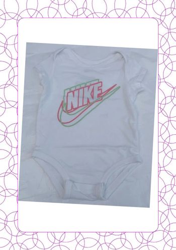 Body 3-6 mois Nike