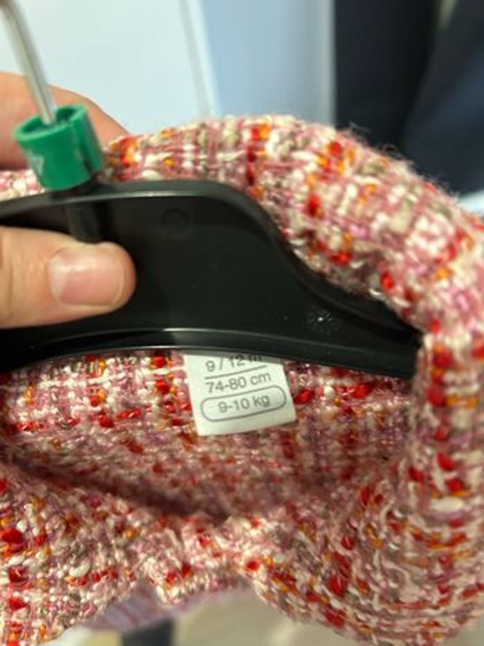 Veste de bébé en laine - photo numéro 2