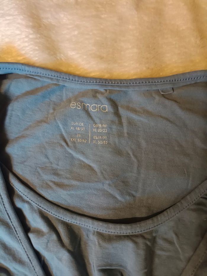 Tee-shirt grossesse Esmara – Taille 48/50 - photo numéro 2